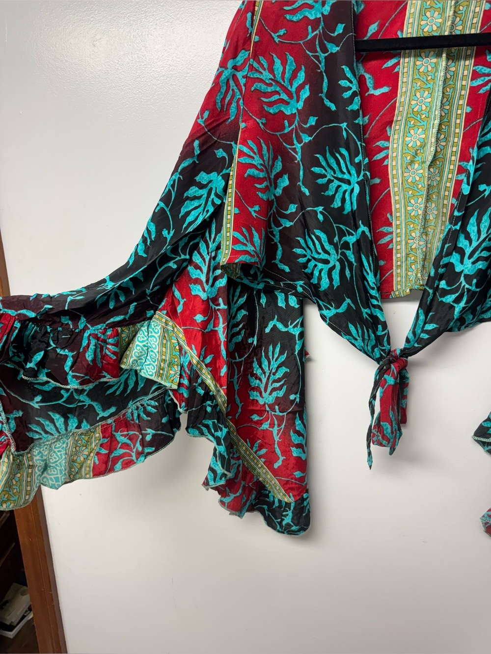 Karma Highway Tie Front Bell Sleeve Boho Crop Top One Size Festival Hippie Gypsy - Picture 6 of 11